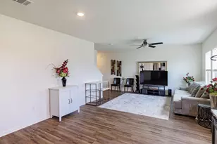 301 Wonderful Life Way, Jarrell, TX 76537 - Photo 13