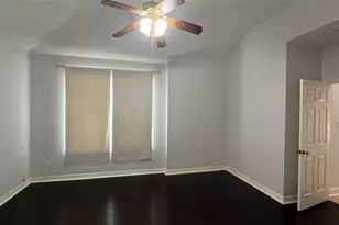 2402 Raintree Village Dr, Katy, TX 77449 - Photo 15