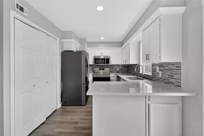 1221 Cedar Post Lane #7C, Houston, TX 77055 - Photo 5
