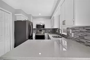1221 Cedar Post Ln, Houston, TX 77055 - Photo 3