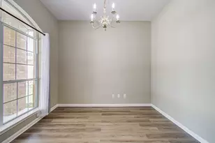 9611 Babbling Spring Ct, Tomball, TX 77375 - Photo 7