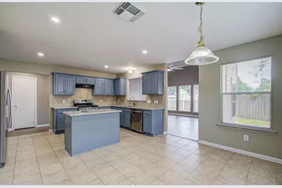 9611 Babbling Spring Court, Tomball, TX 77375 - Photo 17