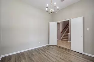 9611 Babbling Spring Ct, Tomball, TX 77375 - Photo 9