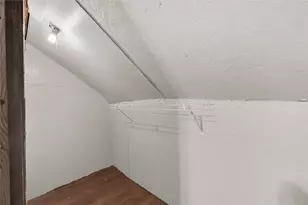 310 N Rock Island St, Angleton, TX 77515 - Photo 13