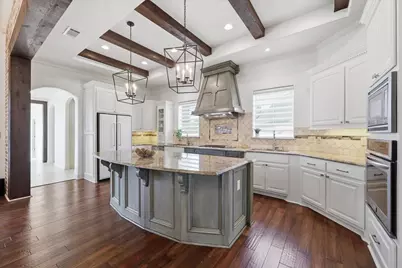 7716 Pond Circle, Beaumont, TX 77707 - Photo 9