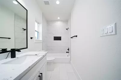 2427 Parker Road, Houston, TX 77093 - Photo 11