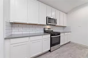 7207 Sunbreeze Ln, Rosenberg, TX 77469 - Photo 9