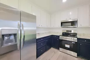 413 S Market St, Brazoria, TX 77422 - Photo 11