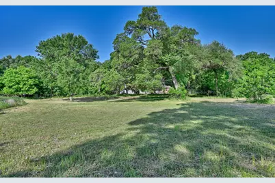 2917 Twisted Oak Drive, Brenham, TX 77833 - Photo 11