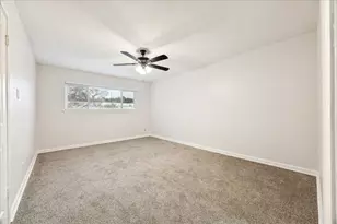 13286 Trail Hollow Dr, Houston, TX 77079 - Photo 7