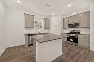 2814 Rockwood Dr, Iowa Colony, TX 77583 - Photo 9