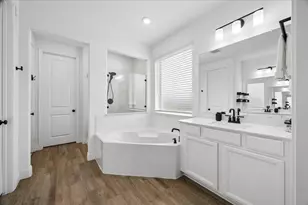 1815 Ambrosia Ave, Pearland, TX 77581 - Photo 15