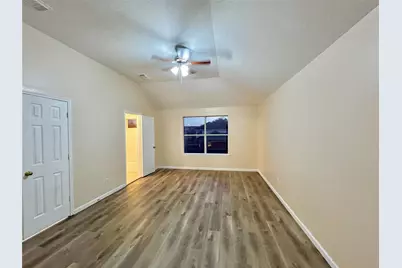 514 Regional Park Drive, Houston, TX 77060 - Photo 27