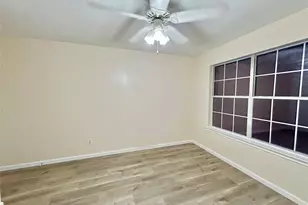 514 Regional Park Dr, Houston, TX 77060 - Photo 39