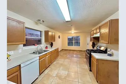 514 Regional Park Drive, Houston, TX 77060 - Photo 11