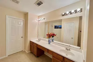 514 Regional Park Dr, Houston, TX 77060 - Photo 31