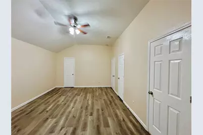 514 Regional Park Drive, Houston, TX 77060 - Photo 29