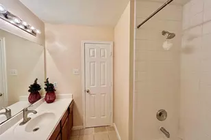 514 Regional Park Dr, Houston, TX 77060 - Photo 43