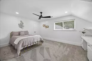 7711 Meadowvale Dr, Houston, TX 77063 - Photo 15