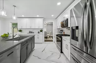 7711 Meadowvale Dr, Houston, TX 77063 - Photo 11