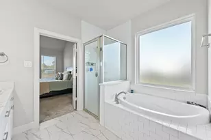 1700 Twin Oaks Cir, Brenham, TX 77833 - Photo 15