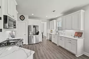 1700 Twin Oaks Cir, Brenham, TX 77833 - Photo 5