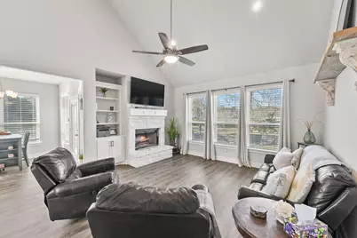 1700 Twin Oaks Circle, Brenham, TX 77833 - Photo 11