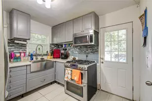 10701 Pillot St, Houston, TX 77029 - Photo 9