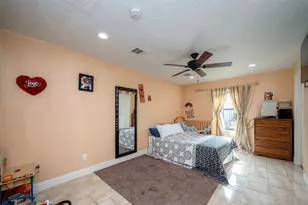 7318 Jutland Rd, Houston, TX 77033 - Photo 7