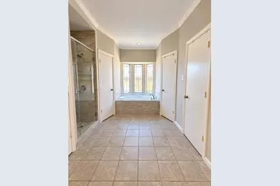 19122 Putting Green Drive, Humble, TX 77346 - Photo 11