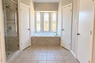 19122 Putting Green Dr, Humble, TX 77346 - Photo 11