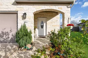 1103 Magnolia Branch Ln, Tomball, TX 77375 - Photo 3