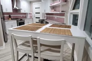 4020 Las Palmas St, Galveston, TX 77554 - Photo 3