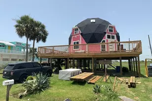 4020 Las Palmas St, Galveston, TX 77554 - Photo 1