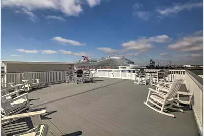 2206 Strand #302, Galveston, TX 77550 - Photo 25