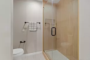 1626 Kings Castle Dr, Katy, TX 77450 - Photo 41