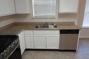 11310 Seven Sisters Dr, Tomball, TX 77375 - Photo 9