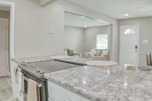 8150 Herschelwood St, Houston, TX 77033 - Photo 7