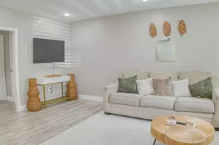 8150 Herschelwood St, Houston, TX 77033 - Photo 3