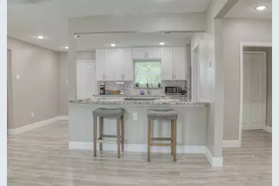 8150 Herschelwood Street, Houston, TX 77033 - Photo 11
