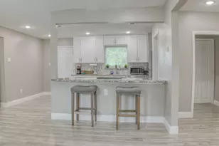 8150 Herschelwood St, Houston, TX 77033 - Photo 11