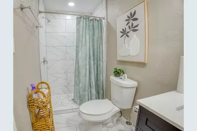 8150 Herschelwood Street, Houston, TX 77033 - Photo 21