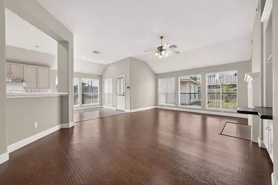 12222 Aspen Lane, Stafford, TX 77477 - Photo 9