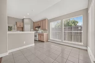 12222 Aspen Ln, Stafford, TX 77477 - Photo 19