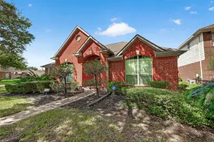12222 Aspen Ln, Stafford, TX 77477 - Photo 1