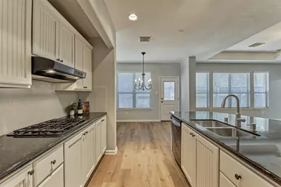 78 Douvaine Court, The Woodlands, TX 77382 - Photo 11