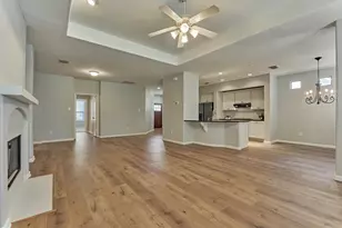 78 Douvaine Ct, The Woodlands, TX 77382 - Photo 5