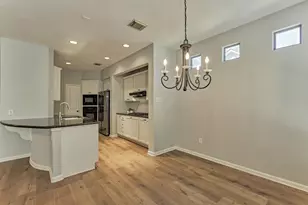 78 Douvaine Ct, The Woodlands, TX 77382 - Photo 17