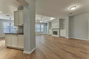 78 Douvaine Ct, The Woodlands, TX 77382 - Photo 15