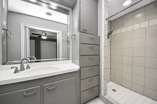 10514 Haddington Dr, Houston, TX 77043 - Photo 29